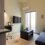 F & B Collection -aristotelous Square - Flat For 3