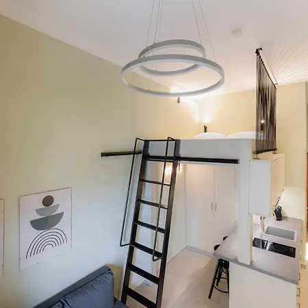 F & B Collection -aristotelous Square - Flat For 3 *