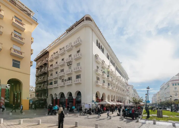 F & B Collection -aristotelous Square - Flat For 3
