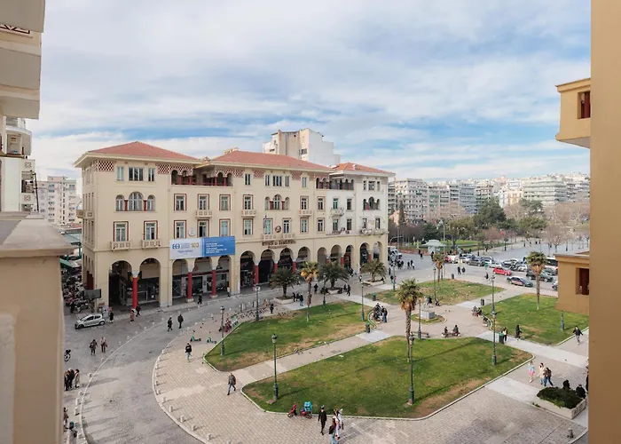 F & B Collection -aristotelous Square - Flat For 3 *