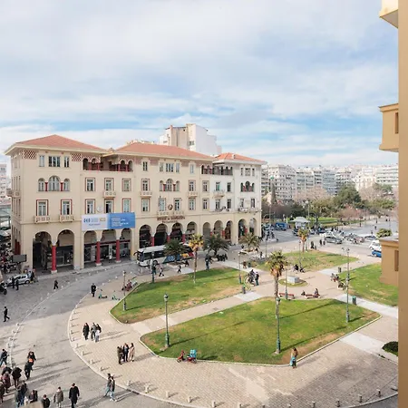 Apartament F & B Collection -aristotelous Square - Flat For 3