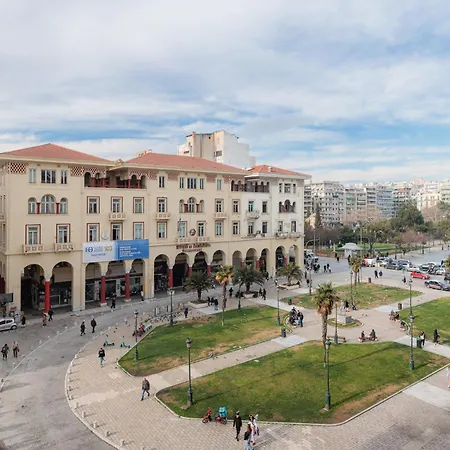 F & B Collection -aristotelous Square - Flat For 3 *